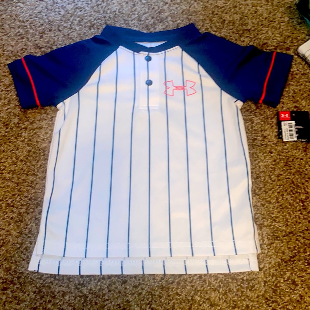 Under armour baseball shirt